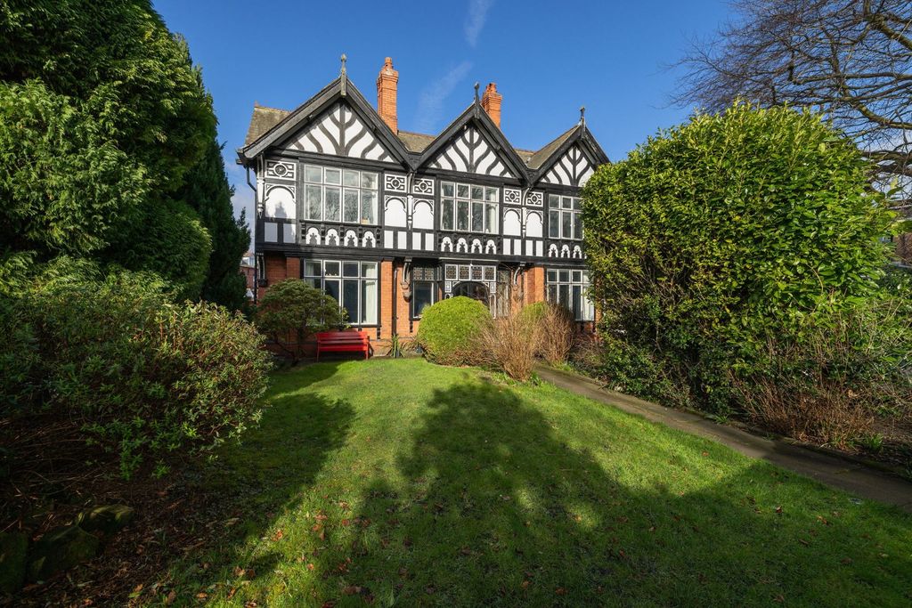 5 bed detached house for saleFlookersbrook, Chester, Cheshire CH2