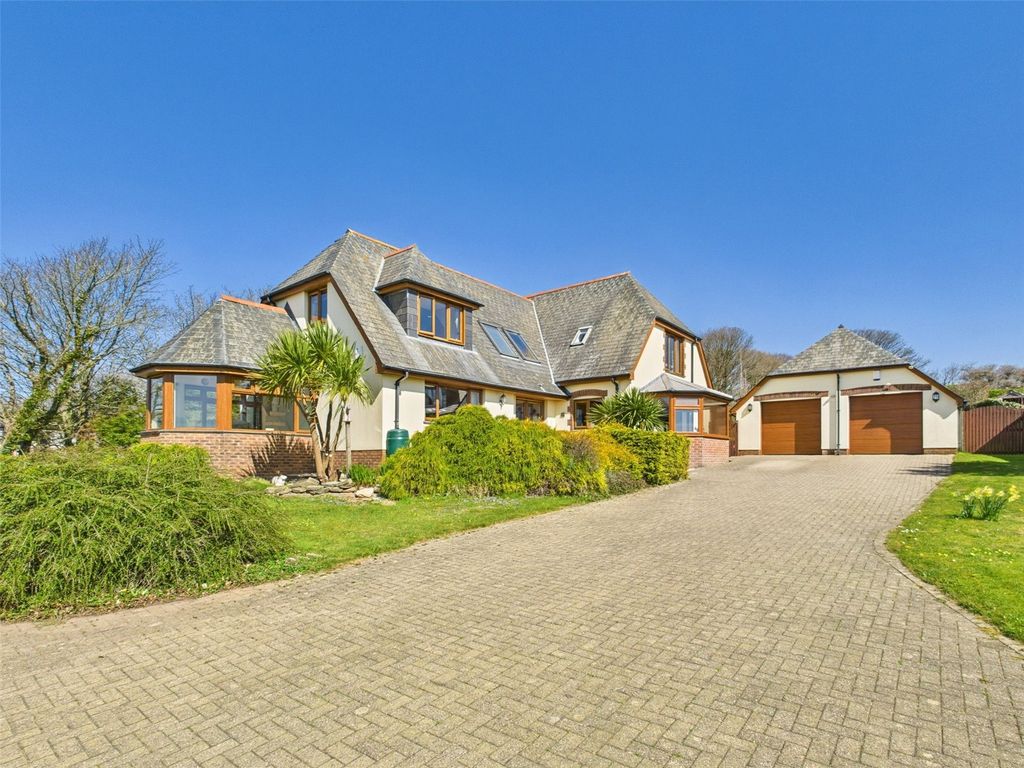 5 bed detached house for saleCamelford, Cornwall PL32 photo 2