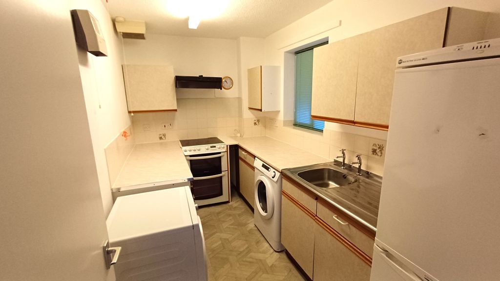 Additional image 7 of 2 bed flat for saleWest Street, Chipping Norton OX7