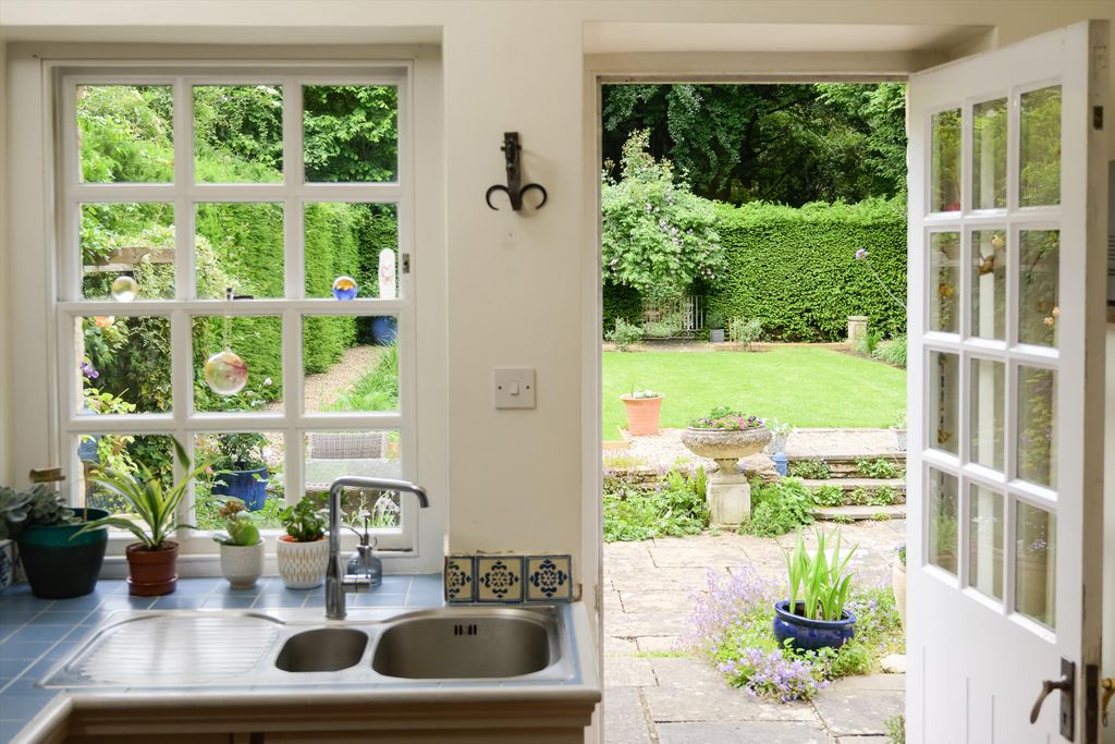 Additional image 6 of 5 bed town house for saleWest Wing, The Ivy, Chippenham, Wiltshire SN15