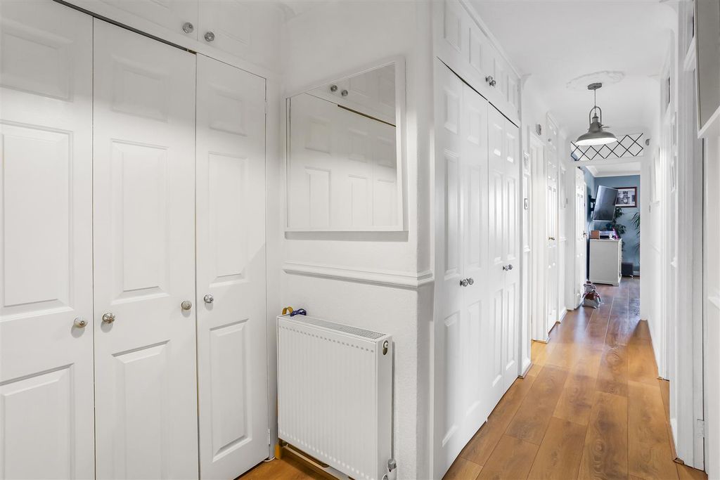 Additional image 14 of 2 bed flat for saleNorth Street, Carshalton SM5