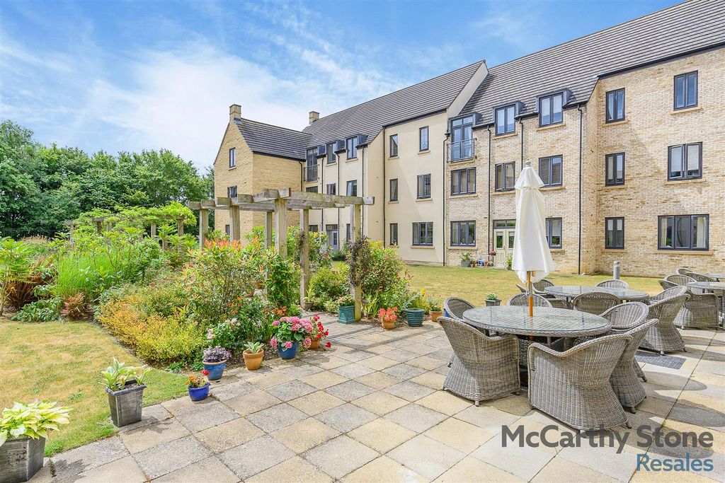 1 bed flat for saleWatson Place, Trinity Road, Chipping Norton, Oxfordshire OX7
