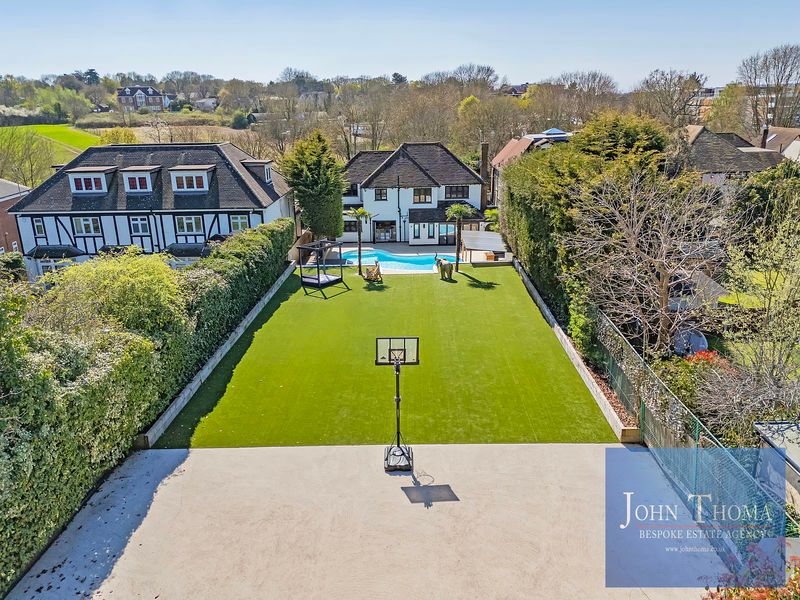 Additional image 27 of 4 bed detached house for saleCourtland Drive, Chigwell IG7
