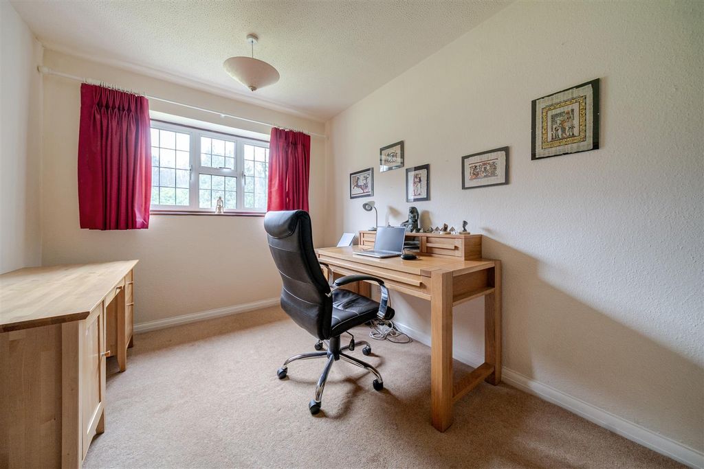 Additional image 17 of 2 bed flat for salePortesbery Hill Drive, Camberley GU15