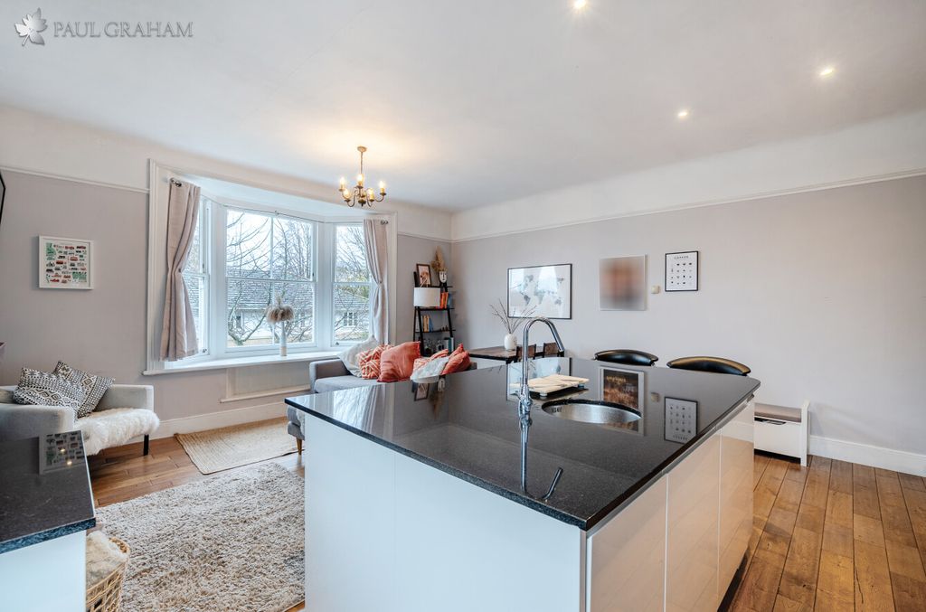 Additional image 13 of 2 bed flat for saleWestcroft Road, Carshalton SM5