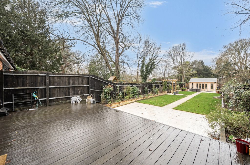 Additional image 3 of 4 bed semi-detached house for saleTalbot Road, Carshalton SM5