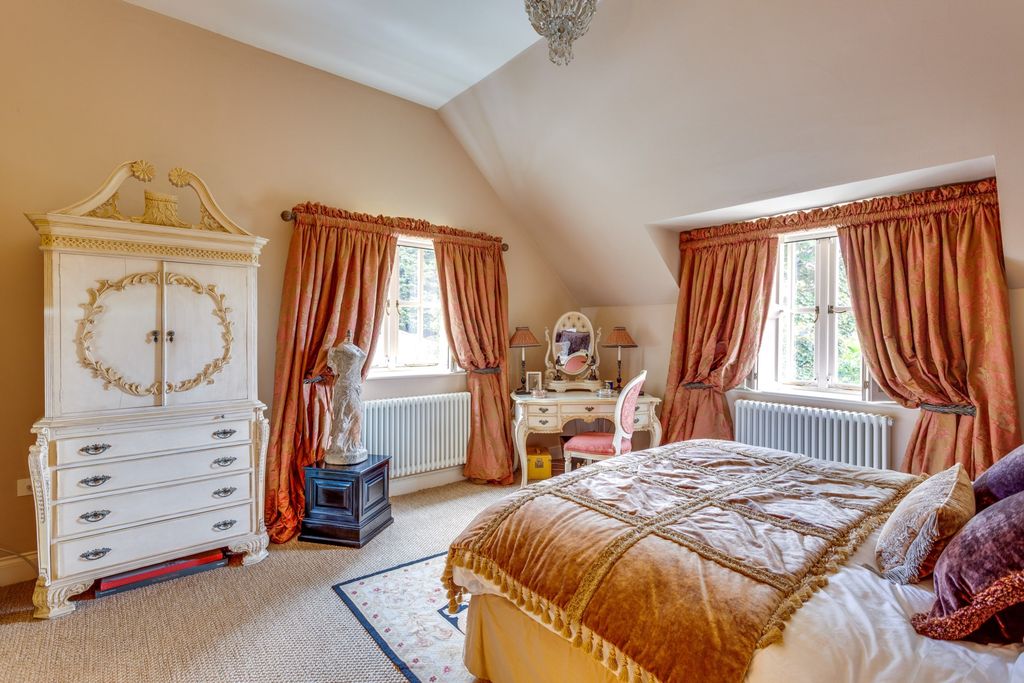 Additional image 10 of 3 bed country house for saleChinnor Hill, Chinnor, Oxfordshire OX39