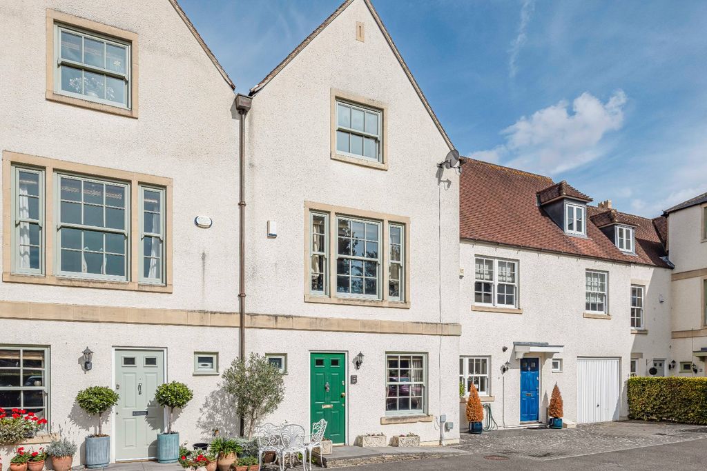 Additional image 2 of 3 bed detached house for saleBingham Close, Cirencester, Gloucestershire GL7
