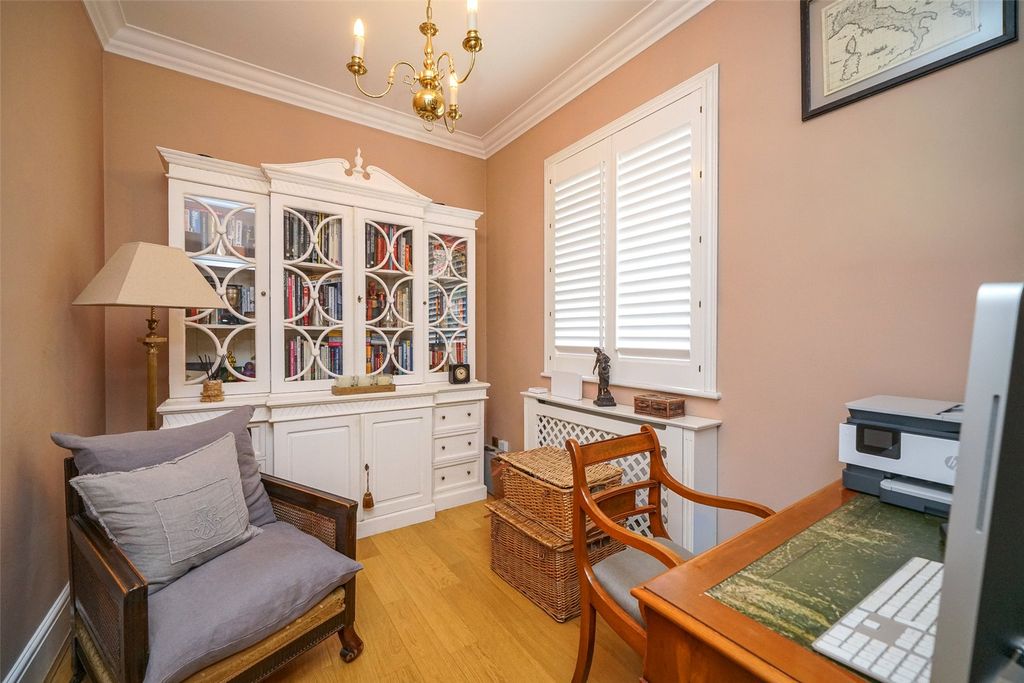 Additional image 18 of 5 bed detached house for saleChiltern Close, Bushey, Hertfordshire WD23