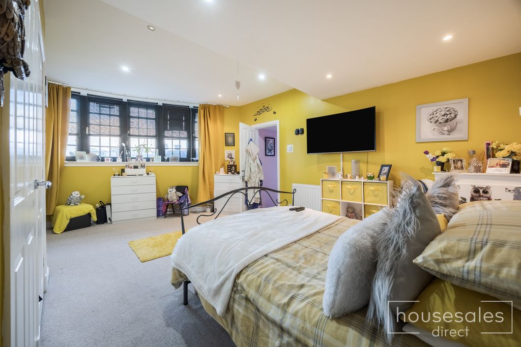 Additional image 11 of 2 bed flat for sale9B Marine Parade Kirn, Dunoon PA23
