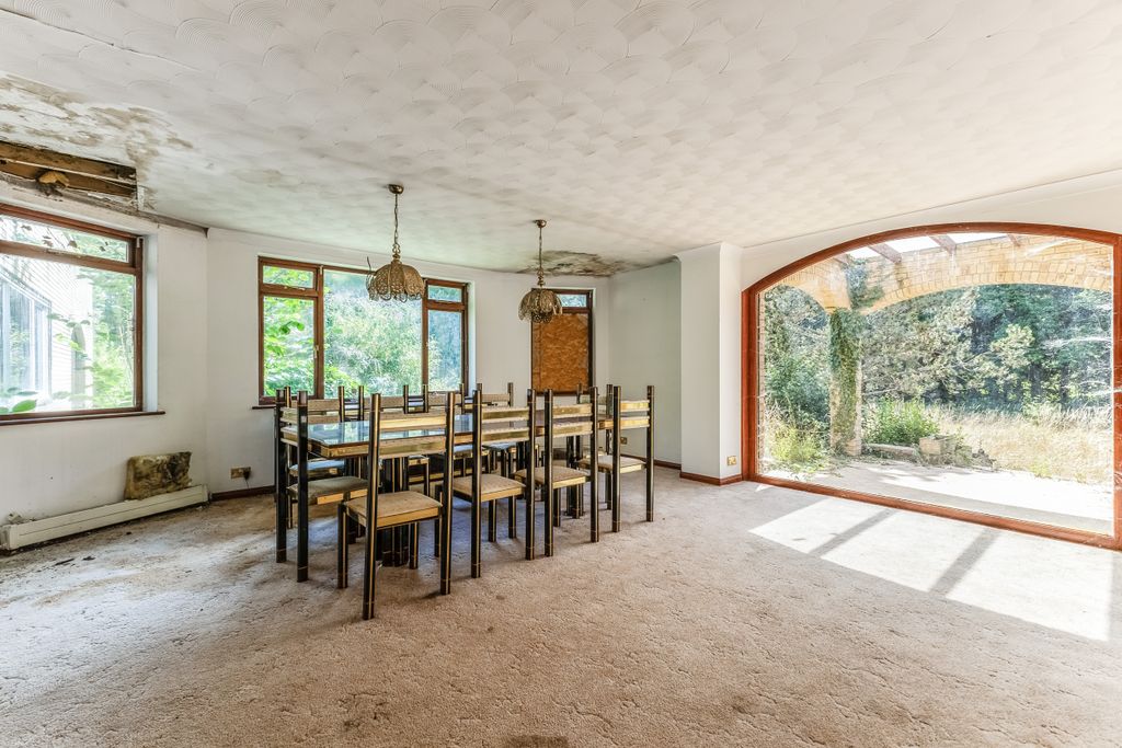 Additional image 9 of 7 bed detached house for saleRuxbury Road, Chertsey KT16