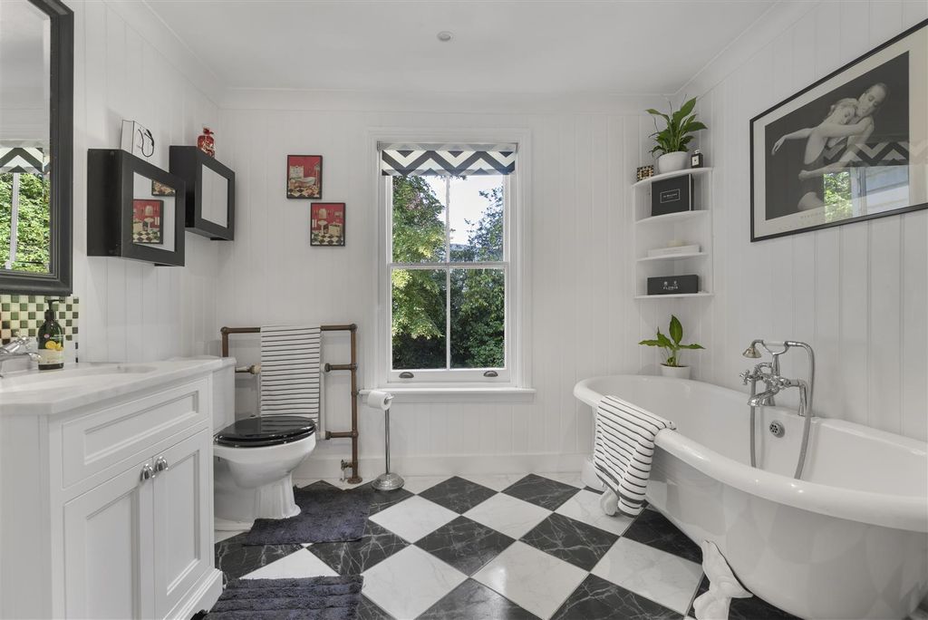 Additional image 12 of 5 bed detached house for salePerry Street, Chislehurst BR7