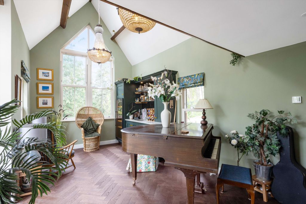 Additional image 10 of 7 bed detached house for saleCrippetts Lane, Leckhampton, Cheltenham, Gloucestershire GL51