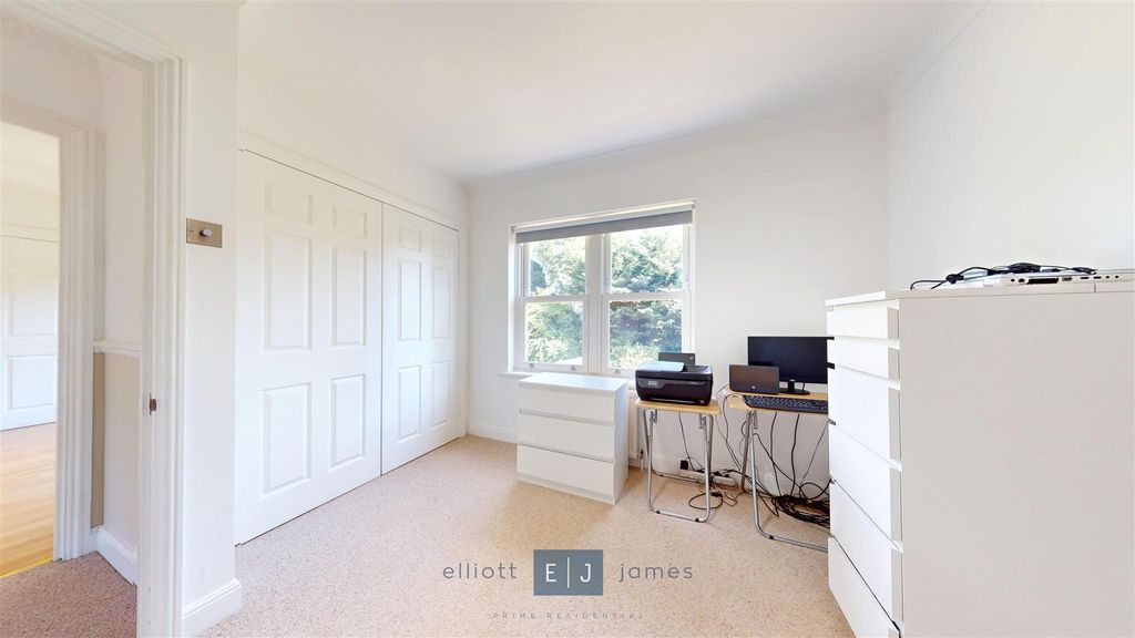Additional image 19 of 5 bed detached house for saleMeadow Way, Chigwell IG7