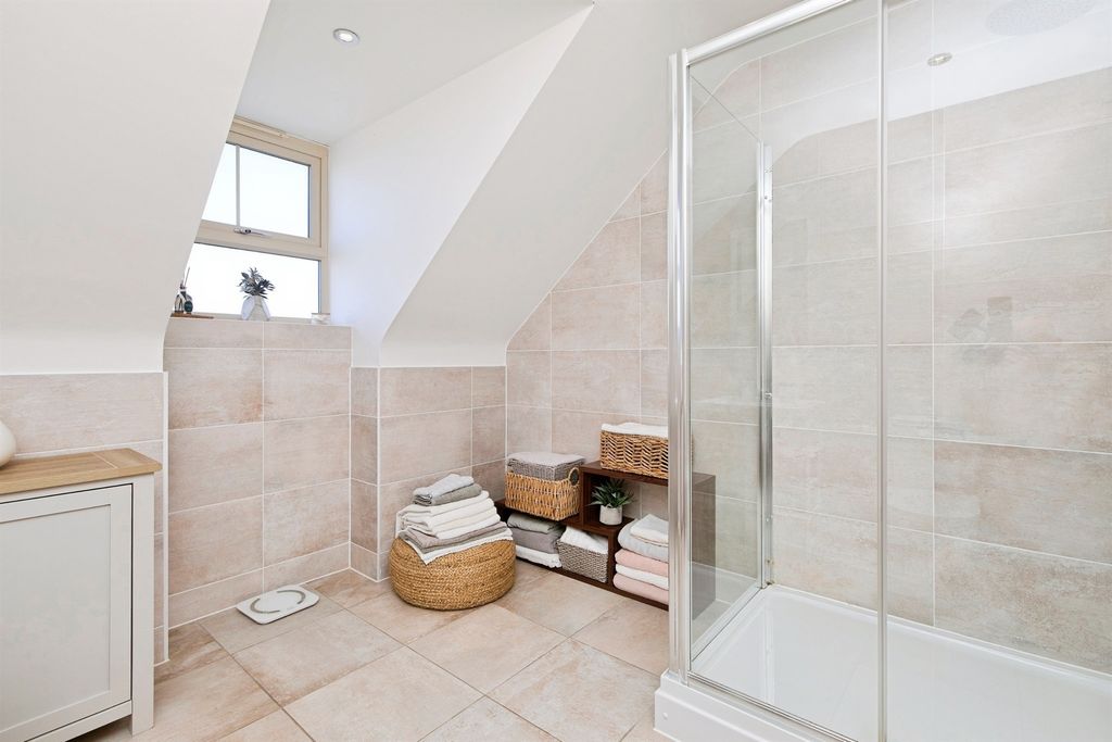 Additional image 12 of 5 bed detached house for saleReservoir Road, Burton-On-Trent DE14