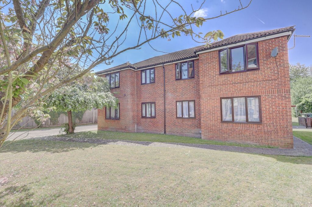 Additional image 11 of 1 bed flat for saleSummerleys Road, Princes Risborough, Buckinghamshire HP27