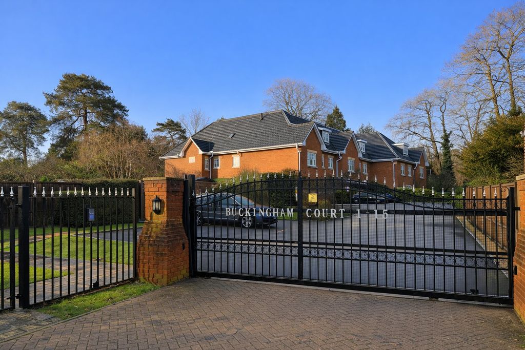 Additional image 6 of 2 bed flat for saleMiddle Gordon Road, Camberley GU15
