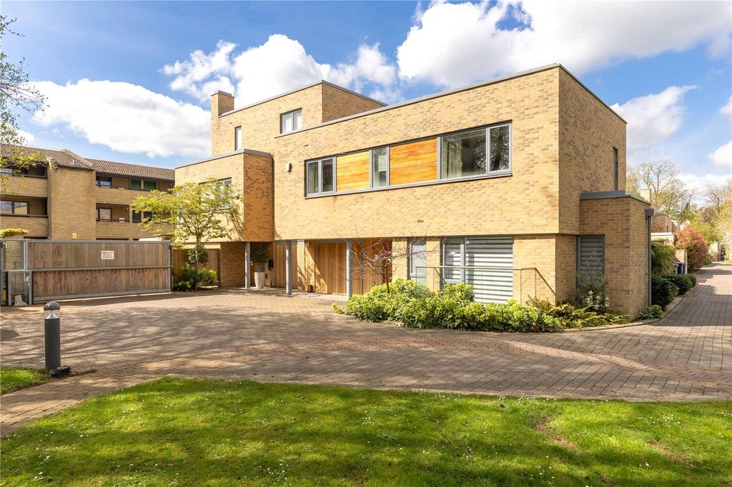 5 bed town house for saleEccleston Place, Cambridge, Cambridgeshire CB1
