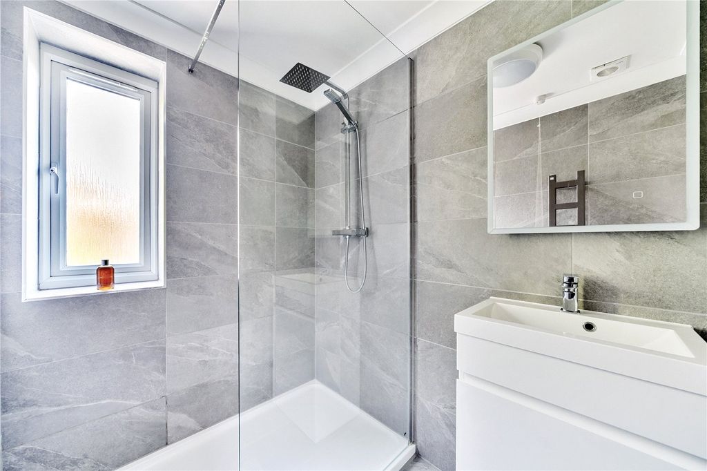 Additional image 5 of 6 bed detached house for saleWoodlands, Walderslade, Chatham ME5