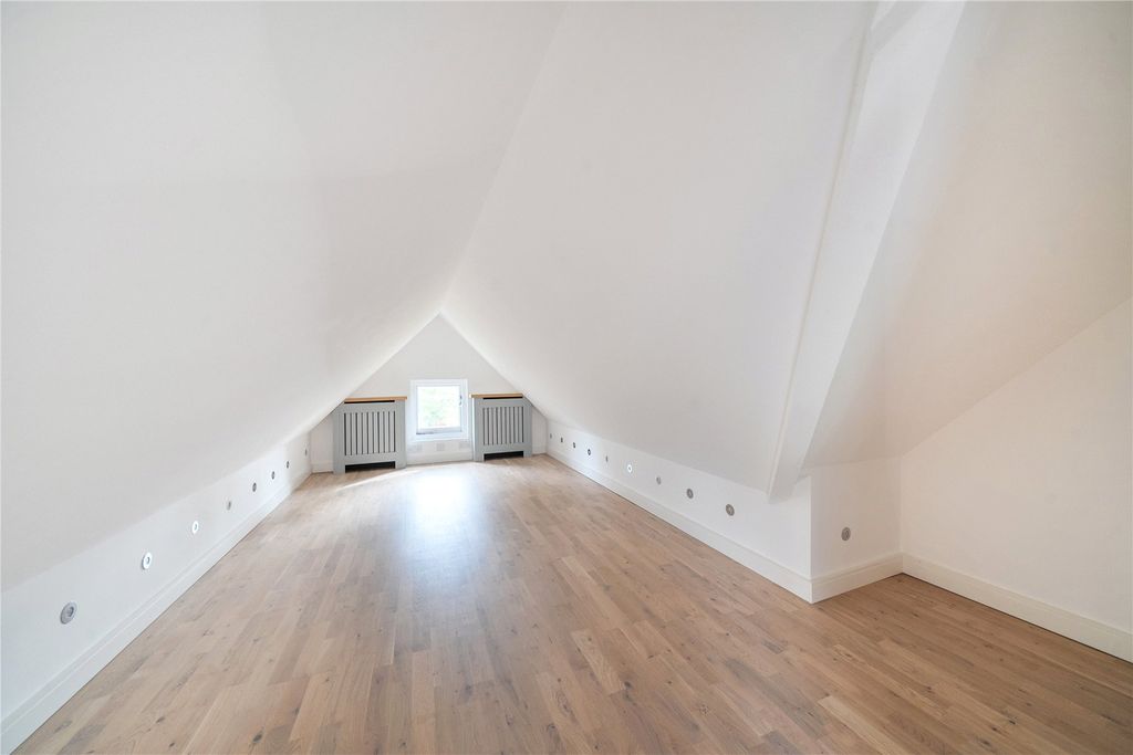 Additional image 7 of 2 bed flat for saleCamden Park Road, Chislehurst BR7