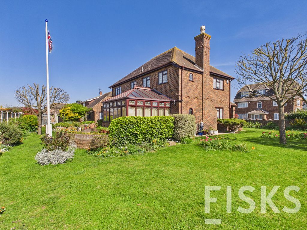 Additional image 27 of 4 bed detached house for saleLeigh Road, Canvey Island SS8