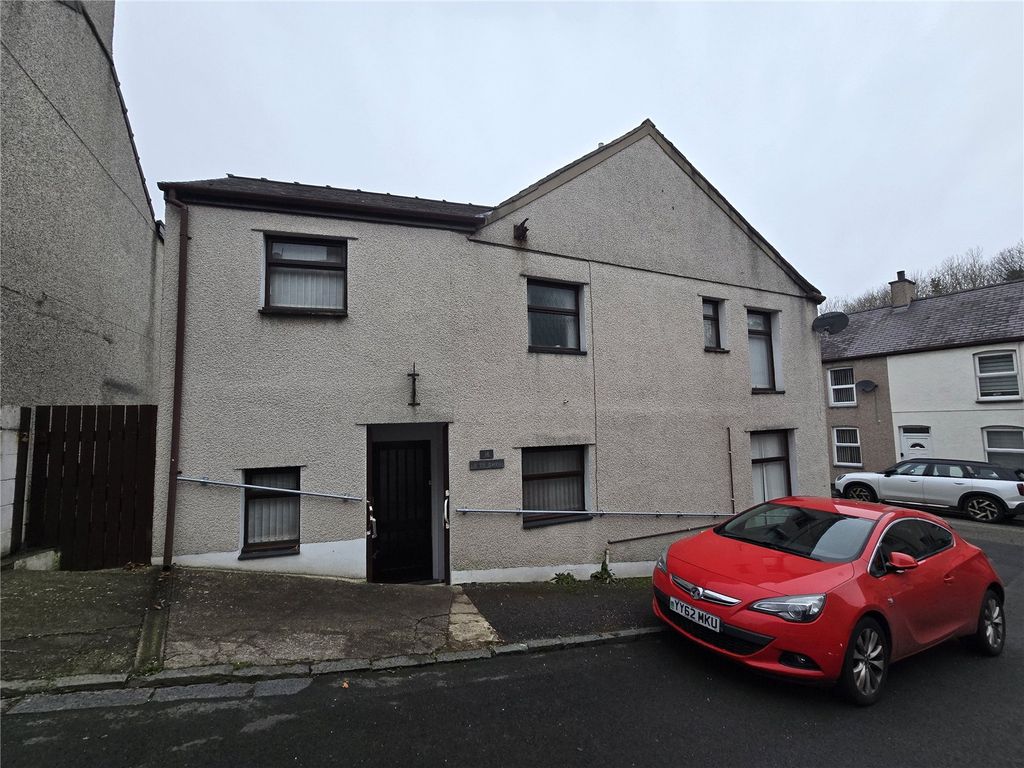 3 bed end terrace house for saleWilliam Street, Caernarfon, Gwynedd LL55