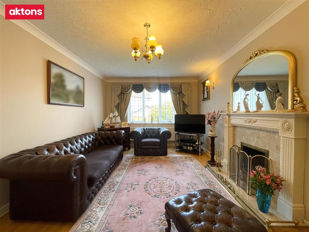 Additional image 3 of 4 bed detached house for salePant Llygodfa, Caerphilly CF83