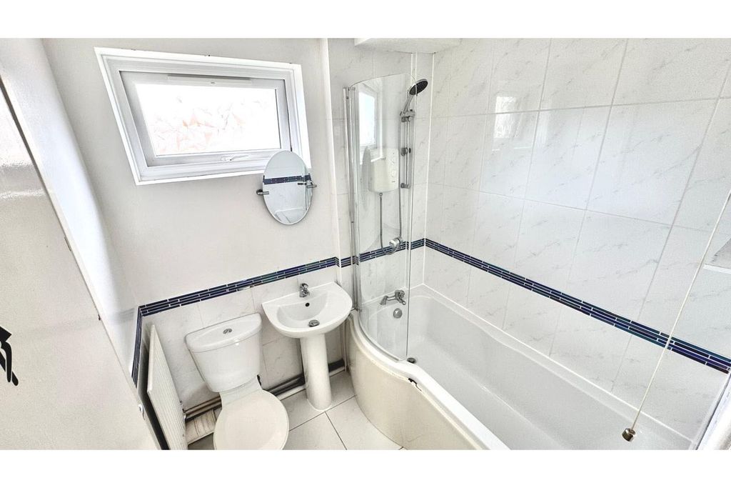 Additional image 9 of 1 bed flat for saleEskrett Street, Cannock WS12