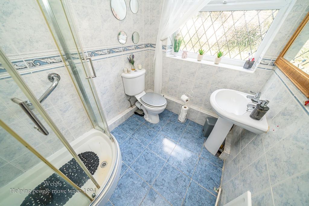 Additional image 15 of 2 bed flat for saleCannock Road, Heath Hayes, Cannock WS12