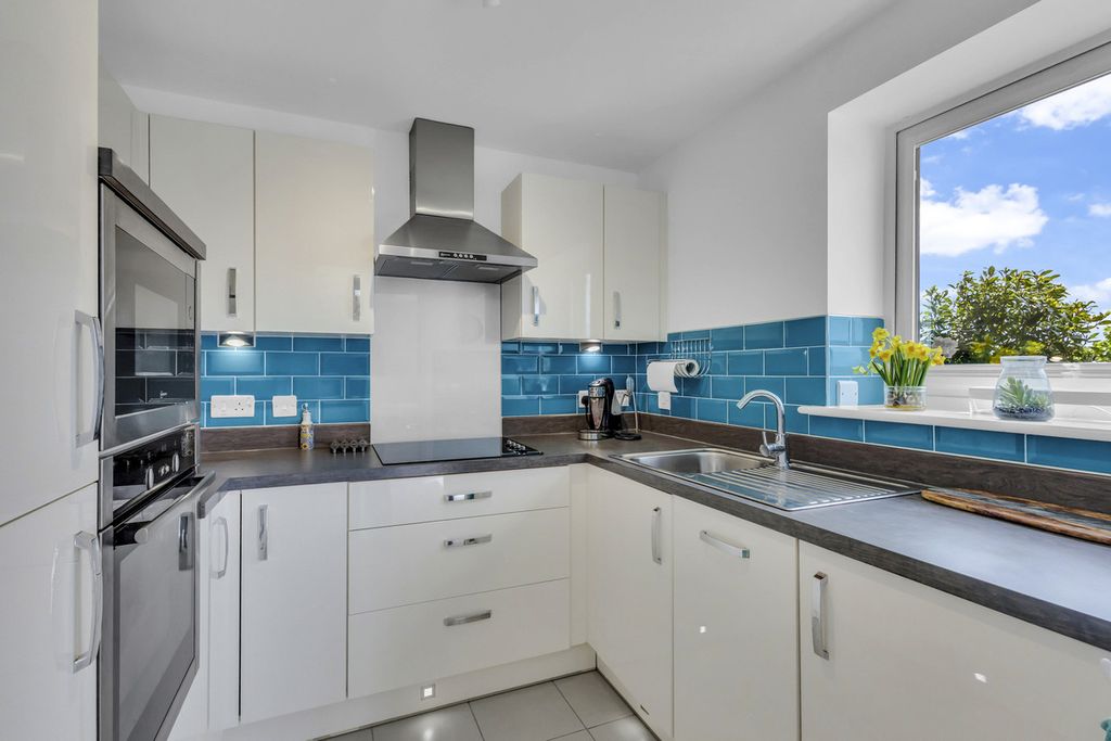 Additional image 7 of 2 bed flat for saleKeepers Close, Canterbury CT1