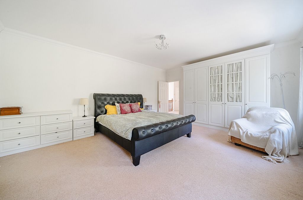 Additional image 16 of 5 bed detached house for saleCrawley Drive, Camberley, Surrey GU15