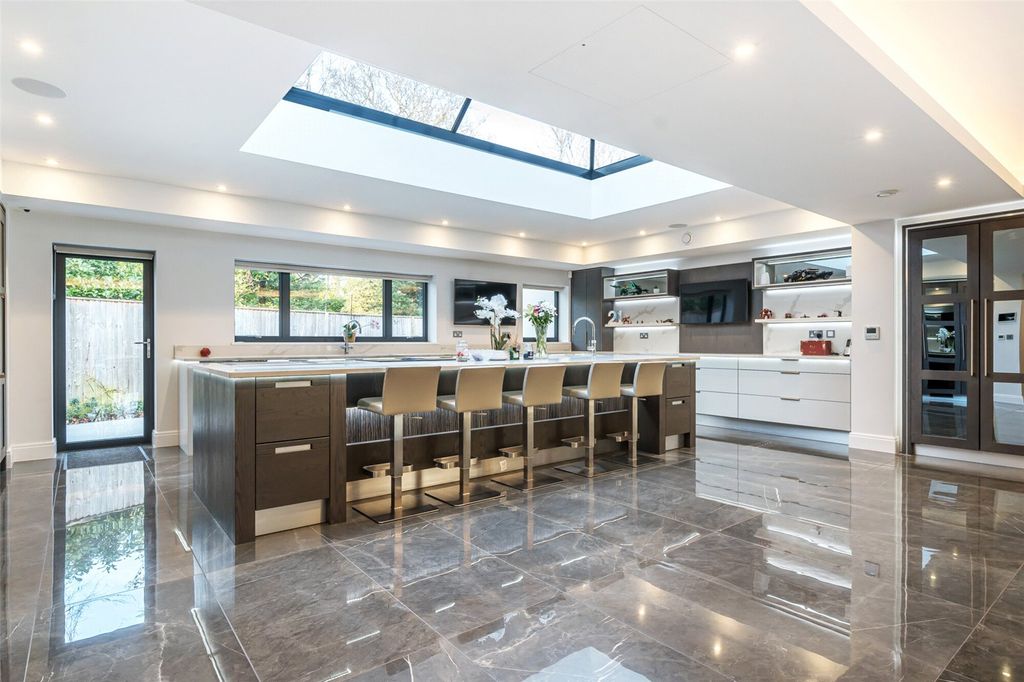 Additional image 8 of 9 bed detached house for saleChislehurst, Chislehurst BR7