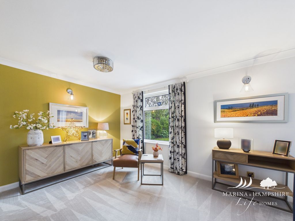 Additional image 19 of 4 bed detached house for saleDunstan Close, Chichester PO19