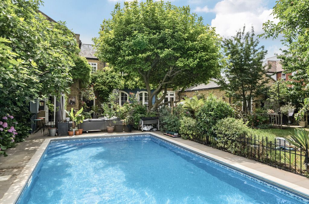 Additional image 23 of 4 bed detached house for saleGuildford Street, Chertsey, Surrey KT16