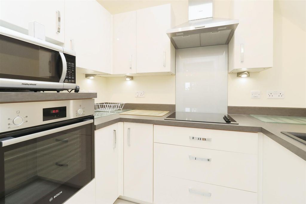 Additional image 17 of 1 bed flat for saleSummerfield Place, 117 Wenlock Road, Shrewsbury SY2