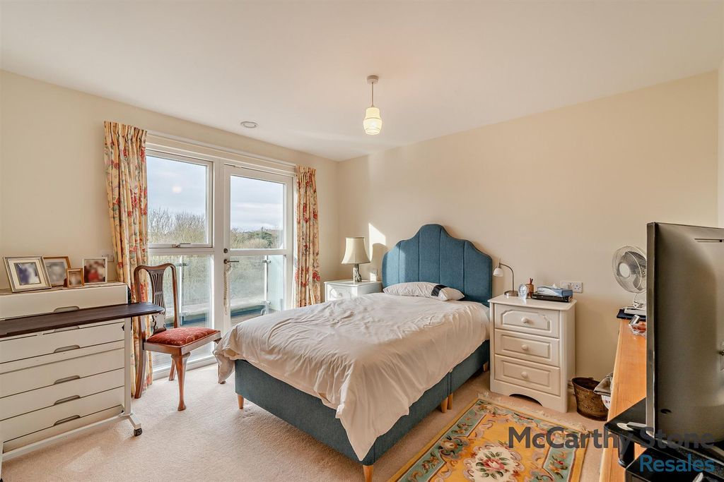 Additional image 6 of 2 bed flat for saleBowles Court, Westmead Lane, Chippenham, Wiltshire SN15