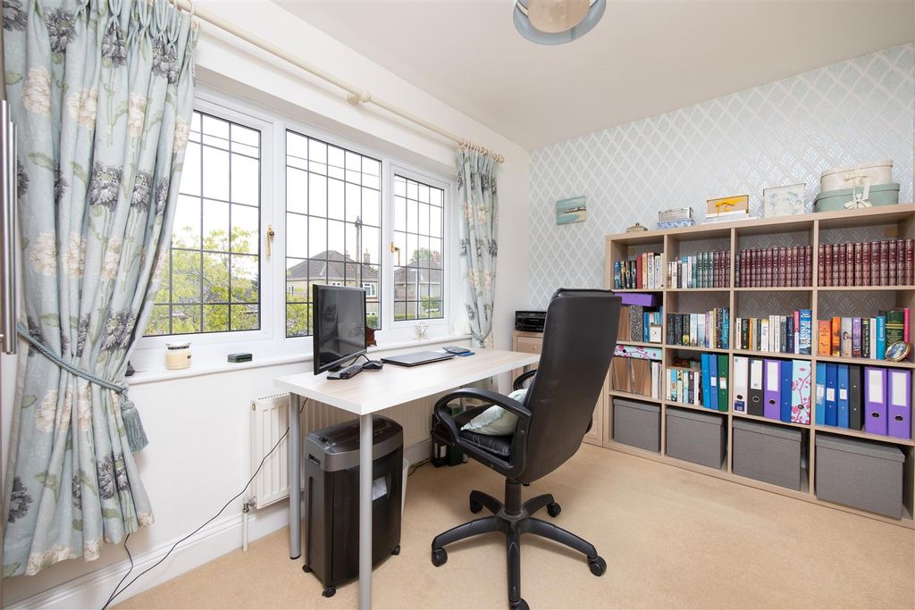 Additional image 17 of 4 bed detached house for saleRowden Road, Chippenham SN15