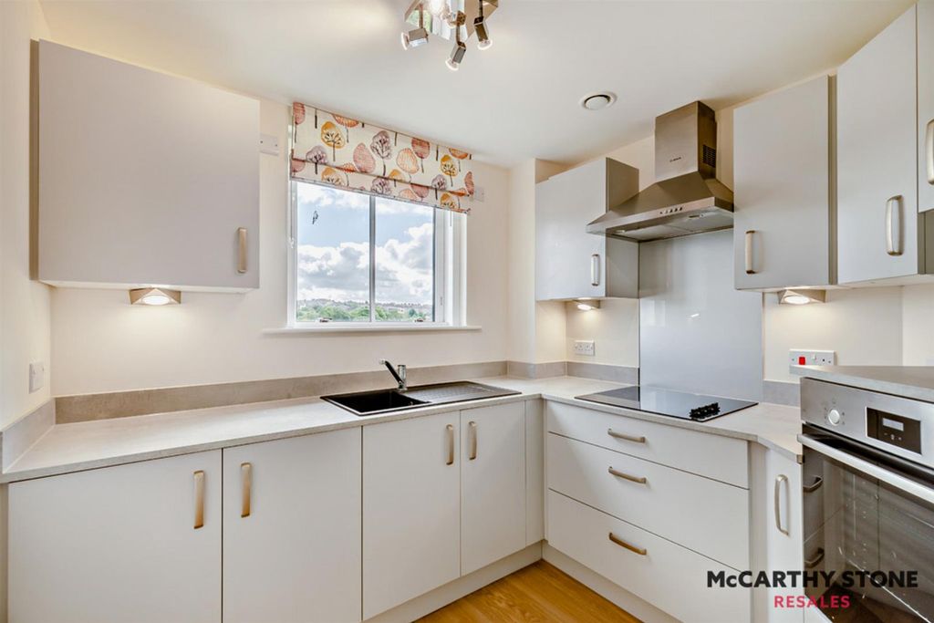 Additional image 6 of 1 bed flat for saleStation Road, Buxton SK17