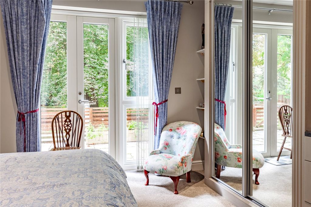 Additional image 11 of 2 bed flat for saleStratton Place, Stratton, Cirencester, Gloucestershire GL7