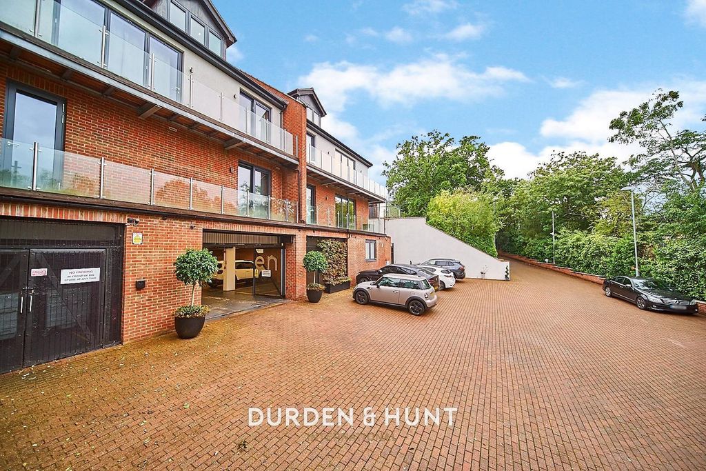 Additional image 29 of 2 bed flat for saleEden Avenue, Chigwell IG7