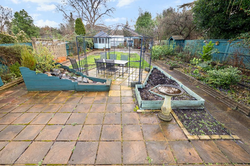 Additional image 44 of 6 bed semi-detached house for saleSalisbury Road, Carshalton SM5