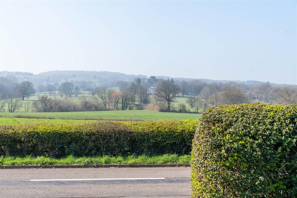 Additional image 54 of 4 bed detached house for saleWalton Back Lane, Walton, Chesterfield S42