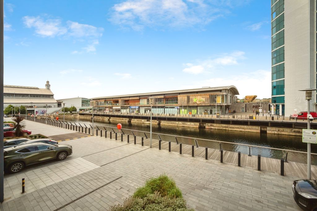 Additional image 17 of 2 bed flat for saleDock Head Road, Chatham ME4