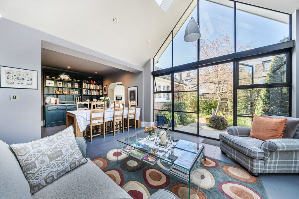 Additional image 2 of 5 bed semi-detached house for saleMorley Road, Chislehurst BR7