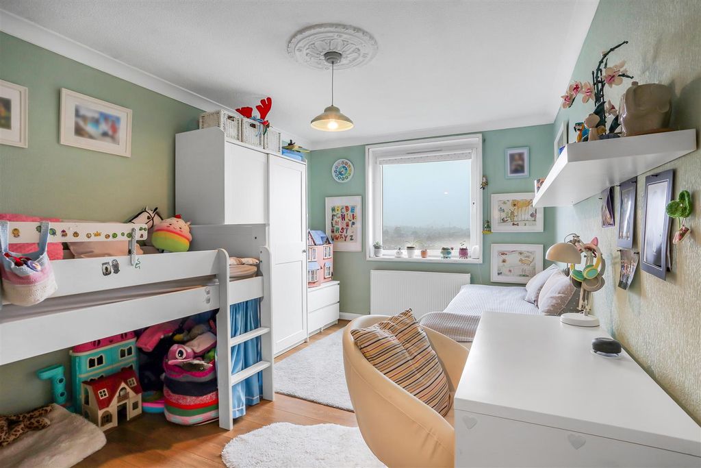 Additional image 6 of 2 bed flat for saleNorth Street, Carshalton SM5