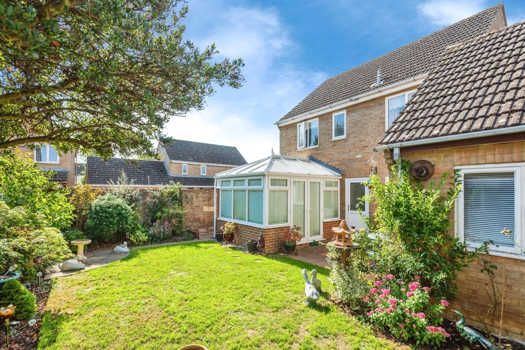 Additional image 14 of 4 bed link detached house for saleThe Maples, Carterton OX18