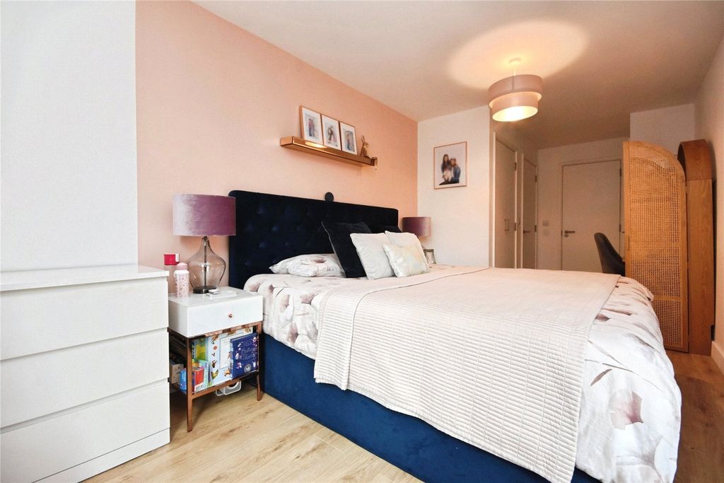 Additional image 15 of 2 bed maisonette for saleBurgess Springs, Chelmsford, Essex CM1