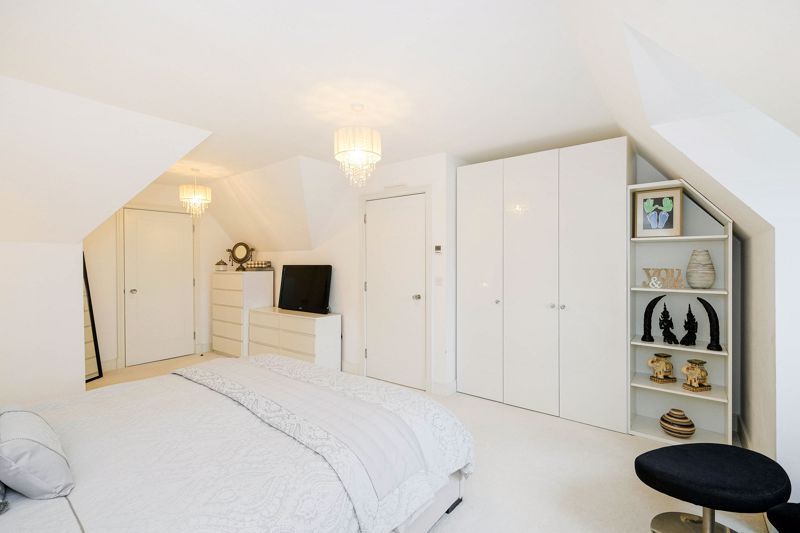 Additional image 28 of 5 bed detached house for saleHigh Road, Chigwell IG7