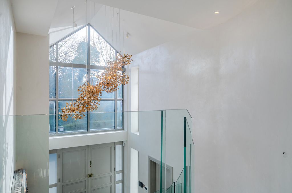 Additional image 14 of 5 bed detached house for saleLeesons Hill, Chislehurst BR7