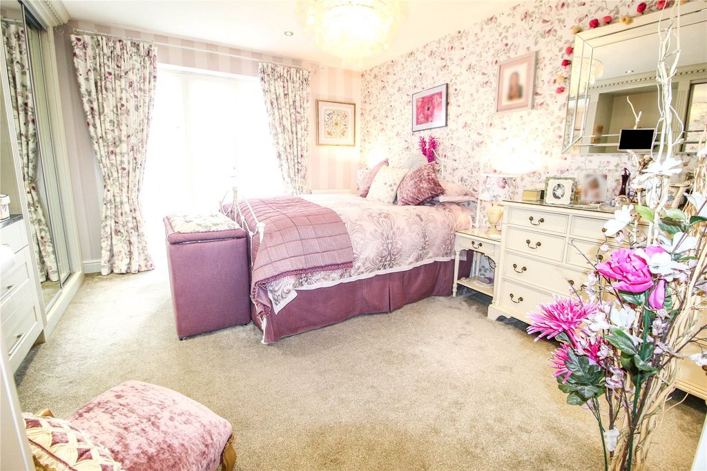 Additional image 5 of 1 bed flat for saleStratton Court, Stratton, Cirencester, Gloucestershire GL7